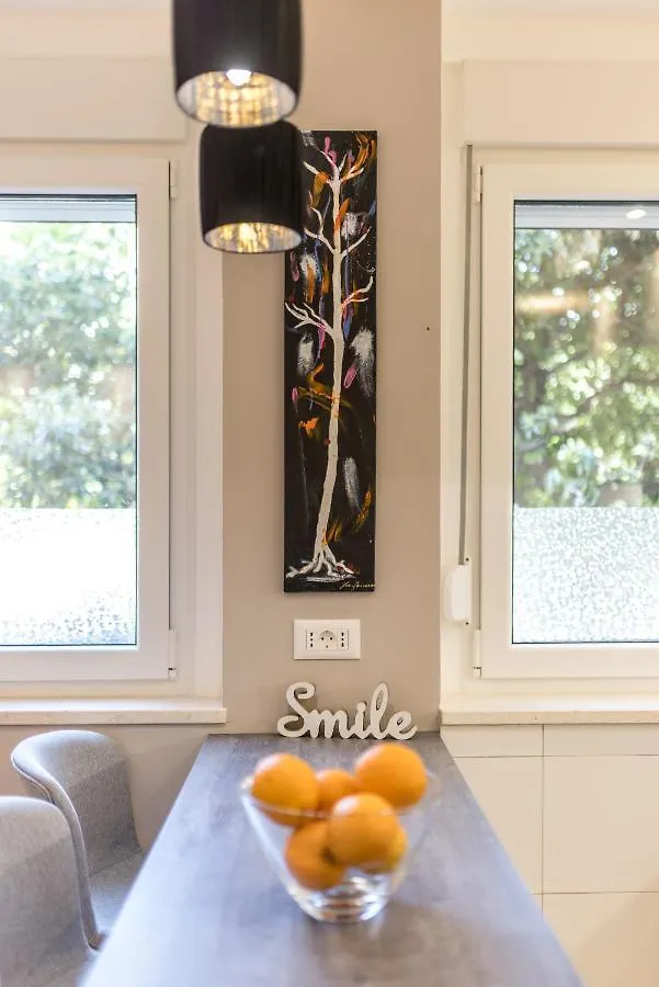 Artistic Chill Art Apartment 2+2.Centar Of Split.